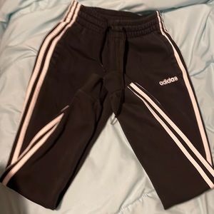 Black adidas’s joggers size xxs